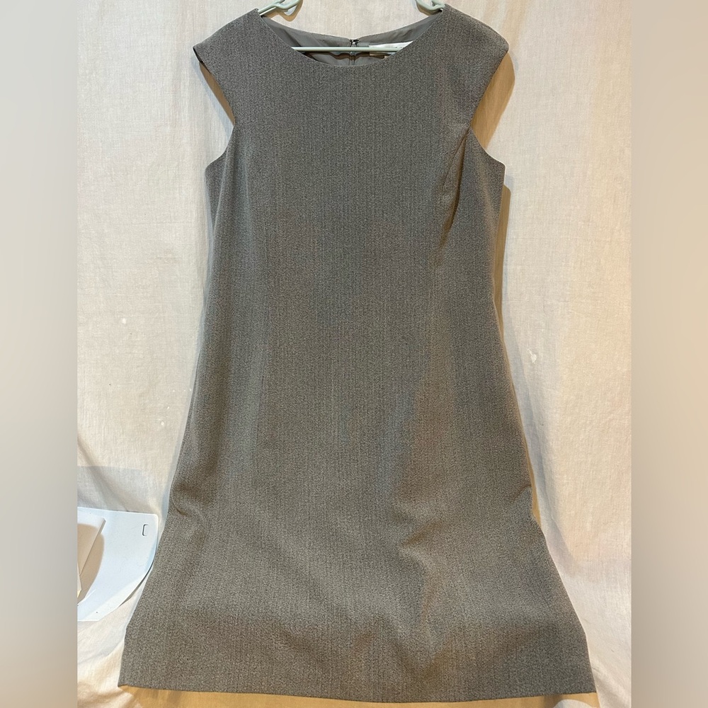Elegant David Warren  Sleeveless Dress